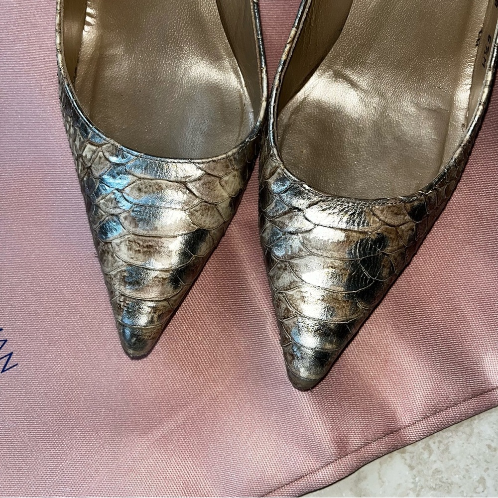 Stuart Weitzman Metallic Snakeskin Pointed Toe Pump - Gold & Beige - Picture 10 of 11